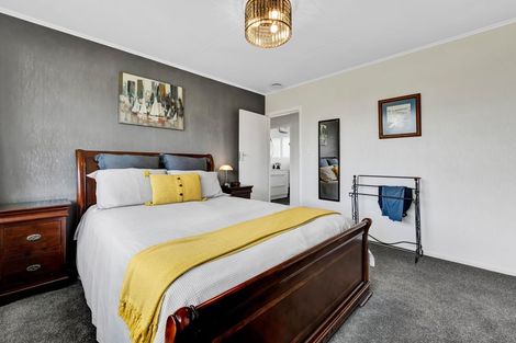 Photo of property in 6 Davidson Street, Hawera, 4610