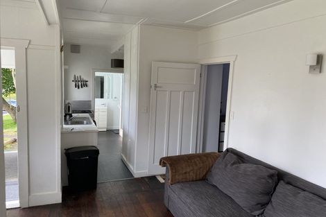 Photo of property in 18 Shoal Bay Road, Devonport, Auckland, 0624