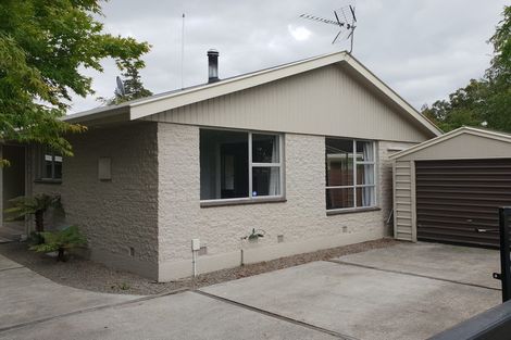 Photo of property in 8 Saunders Place, Redwood, Christchurch, 8051