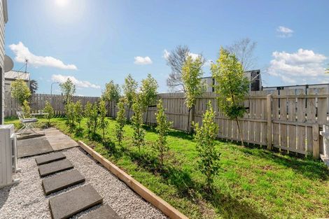 Photo of property in 26 Barneys Farm Road, Clendon Park, Auckland, 2103