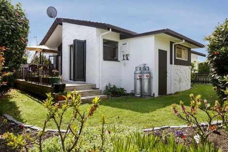 Photo of property in 1/15 Hilden Place, Hilltop, Taupo, 3330