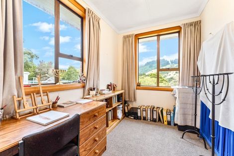 Photo of property in 6 District Road, Roseneath, Port Chalmers, 9023