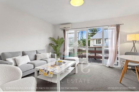 Photo of property in 4/15a Marriner Street, Sumner, Christchurch, 8081