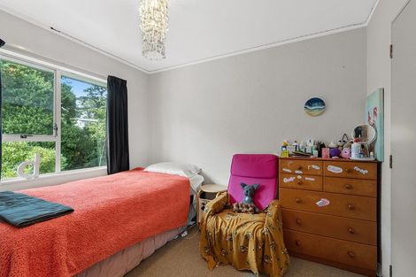 Photo of property in 2/8 Glenvale Place, Totara Vale, Auckland, 0629