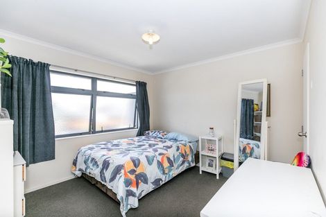 Photo of property in 2/179 Knighton Road, Hillcrest, Hamilton, 3216