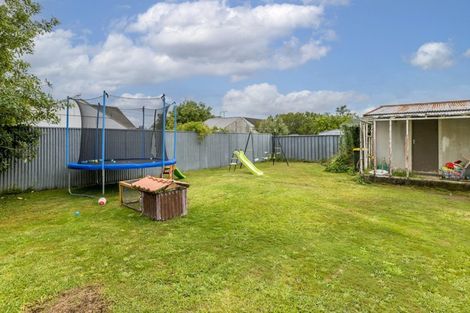 Photo of property in 1 Kauri Street, Levin, 5510