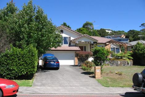 Photo of property in 9 Phoebe Meikle Place, Torbay, Auckland, 0630