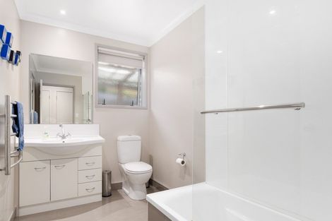 Photo of property in 5 Olive Close, Omokoroa, 3114