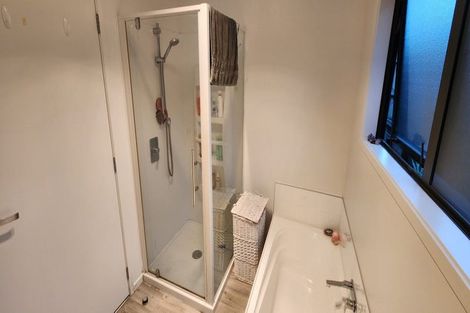 Photo of property in 3a Roto Street, Westown, New Plymouth, 4310