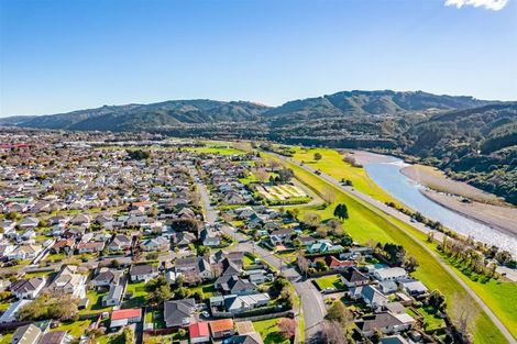 Photo of property in 19 Mcleod Street, Elderslea, Upper Hutt, 5018