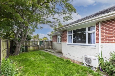 Photo of property in 1/149 Grimseys Road, Redwood, Christchurch, 8051