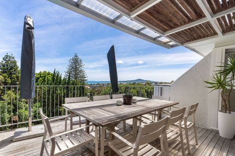Photo of property in 26 Palmer Crescent, Mission Bay, Auckland, 1071
