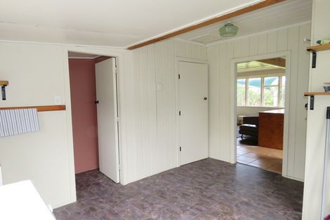 Photo of property in 4 Main Rd Ngakawau, Ngakawau, 7824