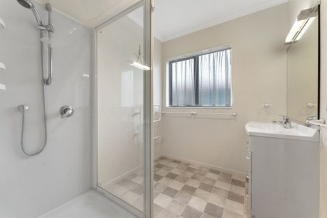 Photo of property in Rangeview Villas, 38/9 Fuller Close, Levin, 5510