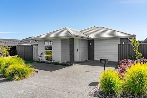 Photo of property in 106 Sentinel Avenue, Omokoroa, 3114