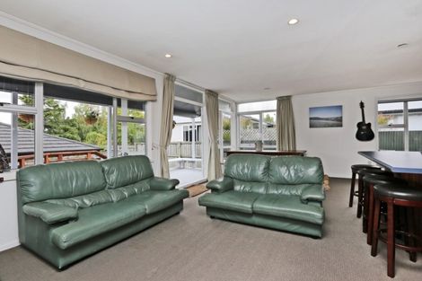 Photo of property in 51 Iona Road, Havelock North, 4130