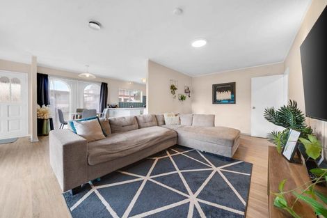 Photo of property in 1/8 Keeney Court, Papakura, 2110