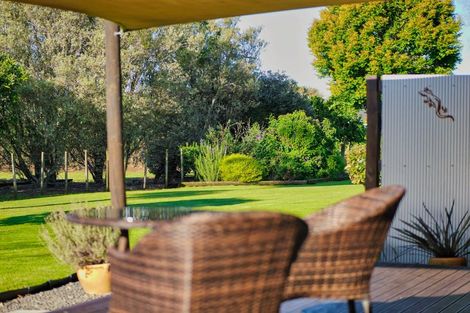 Photo of property in 38 Riddell Road, Kerikeri, 0230