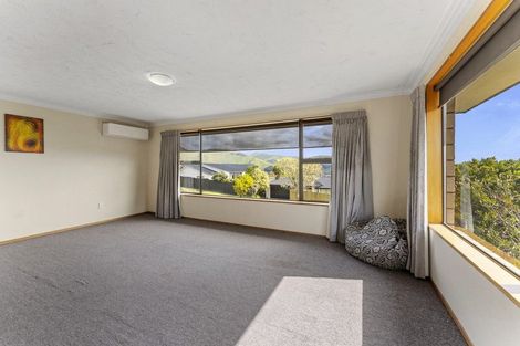 Photo of property in 1/81 Cannon Hill Crescent, Mount Pleasant, Christchurch, 8081