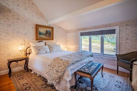 Photo of property in 592 Le Bons Bay Road, Le Bons Bay, Akaroa, 7583