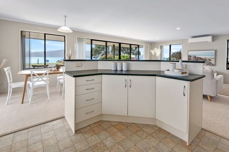 Photo of property in 209a One Tree Point Road, One Tree Point, 0118