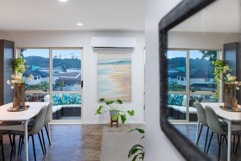 Photo of property in 38c Hetherington Road, Ranui, Auckland, 0612