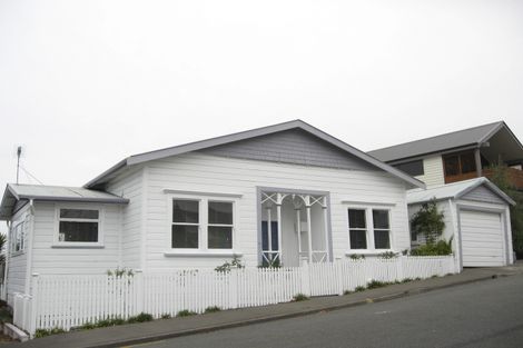 Photo of property in 14 Colenso Avenue, Hospital Hill, Napier, 4110
