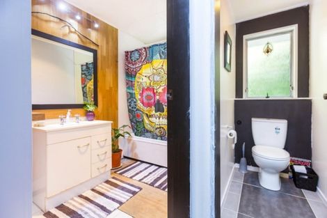 Photo of property in 1/462 Stokes Valley Road, Stokes Valley, Lower Hutt, 5019