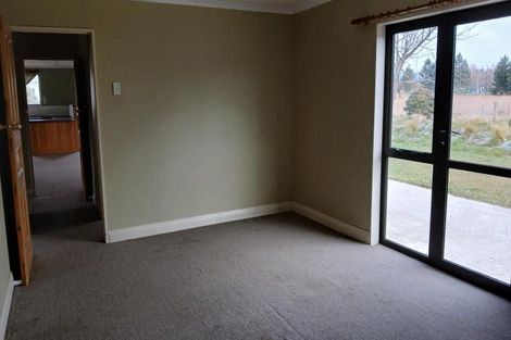 Photo of property in 35 Lauder-omakau Road, Omakau, 9376