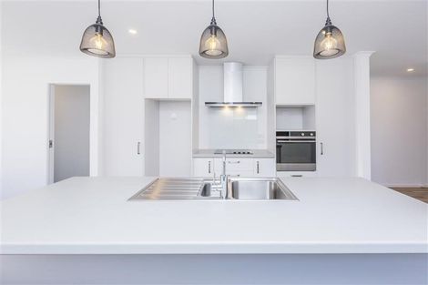 Photo of property in 18 Gilruth Road, Wallaceville, Upper Hutt, 5018