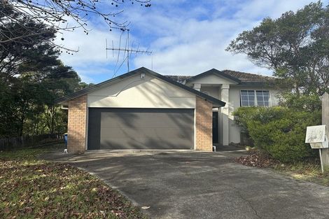 Photo of property in 76 Barbados Drive, Unsworth Heights, Auckland, 0632