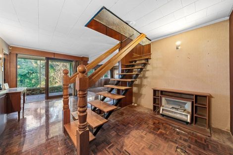 Photo of property in 1090 Scenic Drive North, Swanson, Auckland, 0816