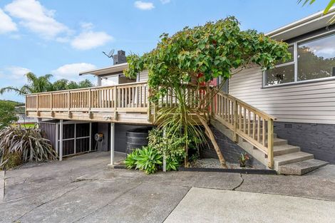 Photo of property in 47 Felgrove Street, Glendene, Auckland, 0602