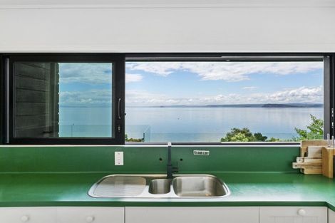 Photo of property in 21 Waiparemo Crescent, Pukawa Bay, Turangi, 3381