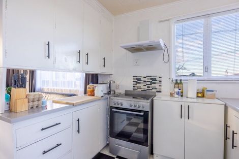 Photo of property in 7a-b Jull Crescent, Waipukurau, 4200