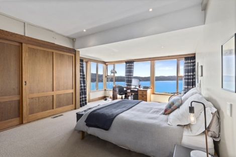 Photo of property in 2 Robieson Lane, Roseneath, Wellington, 6011