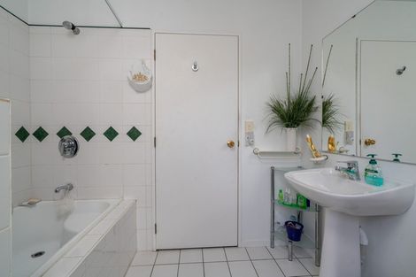 Photo of property in 19 Robinson Terrace, Rangatira Park, Taupo, 3330