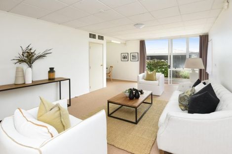 Photo of property in 2/158 Bucklands Beach Road, Bucklands Beach, Auckland, 2012