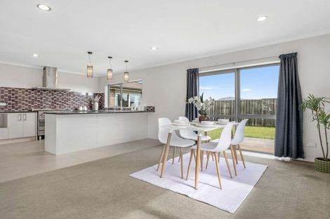 Photo of property in 39 Carroll Place, Owhata, Rotorua, 3010