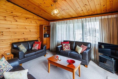 Photo of property in 35 Moyne Avenue, Milson, Palmerston North, 4414