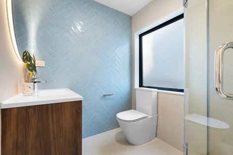 Photo of property in 41d Sunnynook Road, Forrest Hill, Auckland, 0620