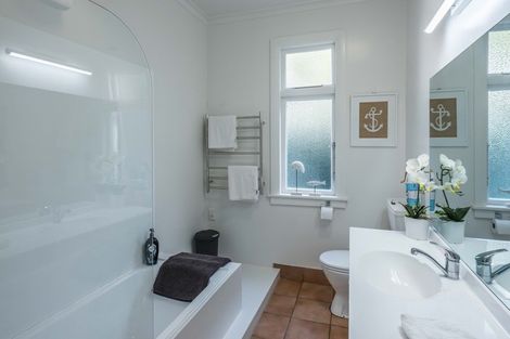 Photo of property in 36 Rakau Road, Hataitai, Wellington, 6021