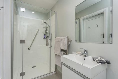 Photo of property in 5 Bruce Street, Roslyn, Dunedin, 9011