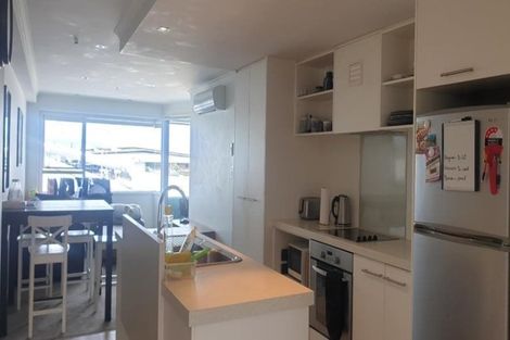 Photo of property in Algarve Apartments, 211/332 Maunganui Road, Mount Maunganui, 3116