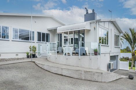 Photo of property in 218a Cambridge Street, Levin, 5510