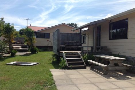 Photo of property in 88 Central Takaka Road, Takaka, 7183