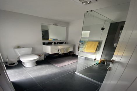 Photo of property in 6 Chestnut Close, Kelvin Grove, Palmerston North, 4414