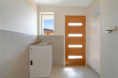 Photo of property in 6 Virgo Place, Glen Eden, Auckland, 0602