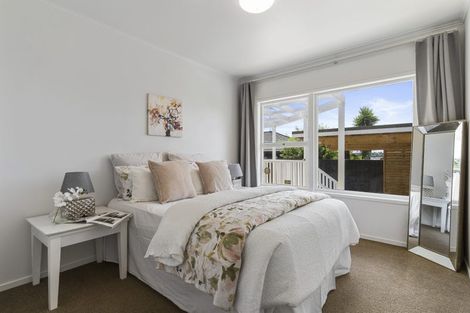 Photo of property in 7b Anne Road, Hillcrest, Auckland, 0627