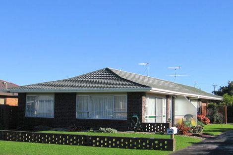 Photo of property in 2/14 Alice Avenue, Orewa, 0931